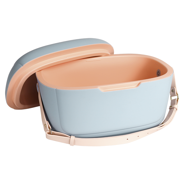 Hard Shell Cooler detail